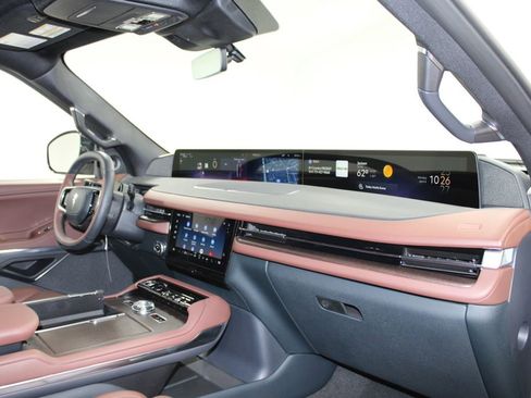 New 2026 Lincoln Navigator Reserve AWD/4WD image 31