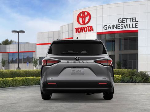 New 2026 Toyota Sienna XLE FWD image 41