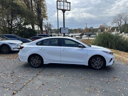 Used 2023 Kia Forte GT-Line w/ GT-Line Premium Package image 5