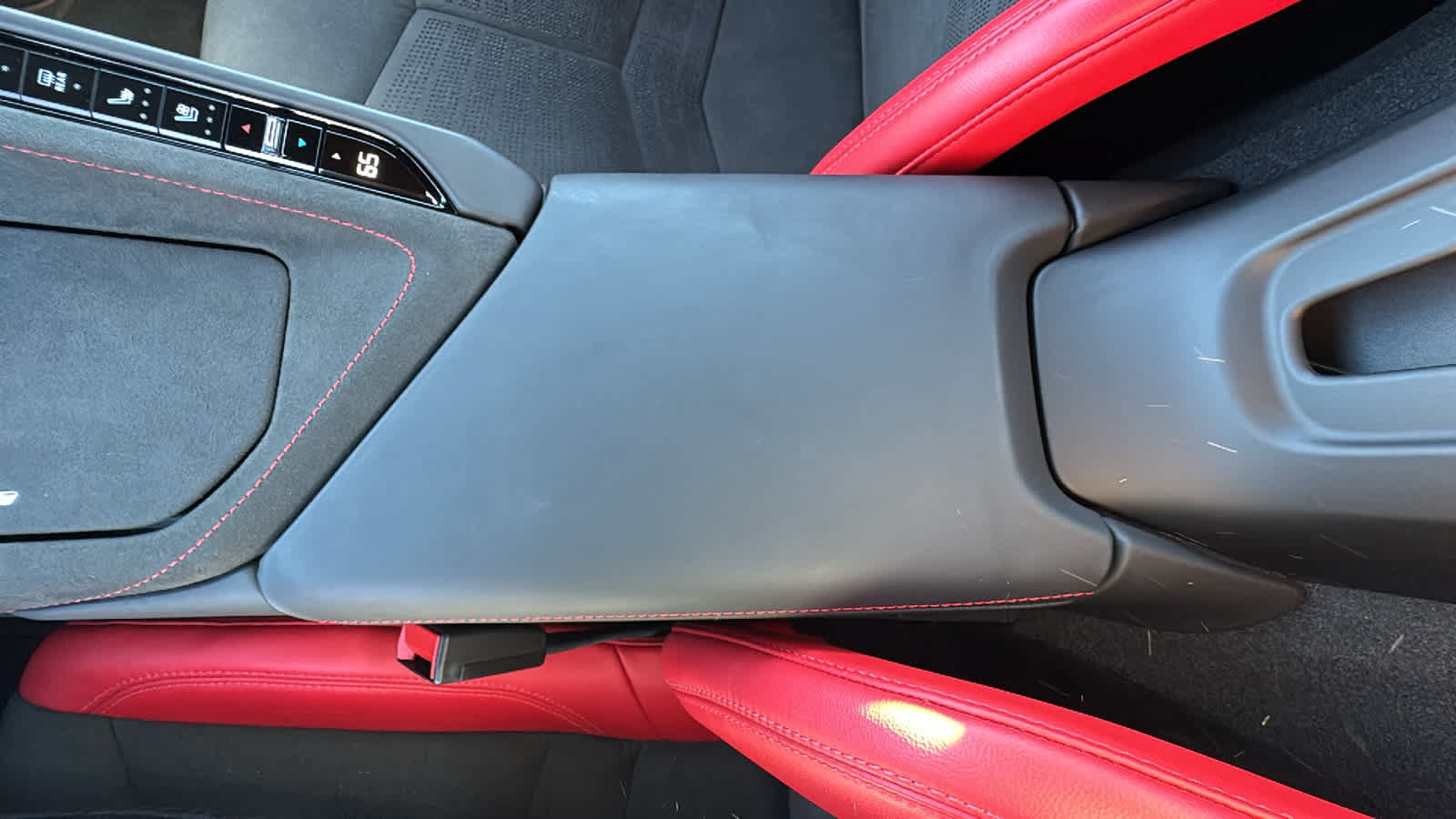 Certified 2022 Chevrolet Corvette Stingray Premium Conv w/ Z51 Performance Package RWD image 22