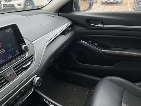 Used 2025 Nissan Altima 2.5 SR image 34