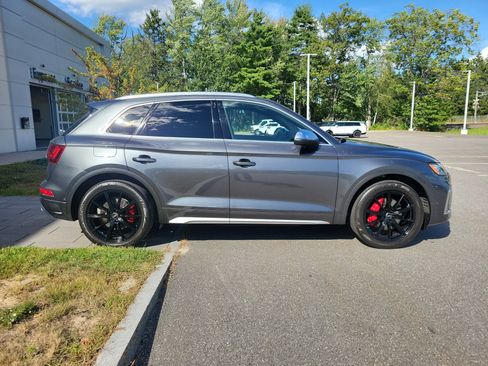 Used 2023 Audi SQ5 Prestige AWD/4WD image 8
