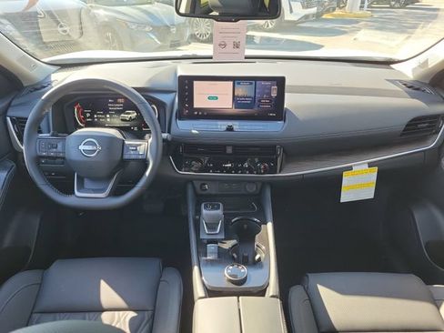 New 2026 Nissan Rogue Platinum AWD/4WD image 15