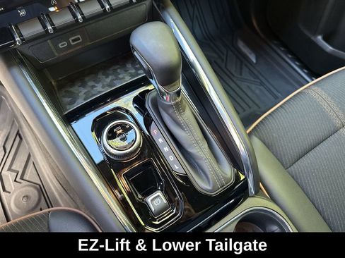 Used 2024 GMC Canyon AT4 w/ Canyon Safety Plus Package image 26