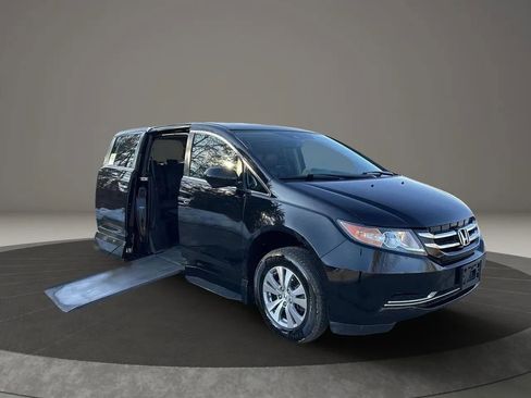 Used 2016 Honda Odyssey EX-L image 2