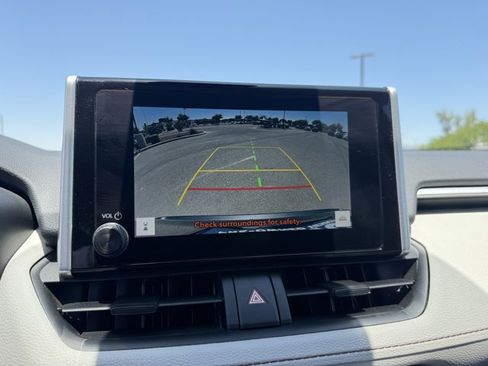 Used 2023 Toyota RAV4 XLE w/ Convenience Package FWD image 18