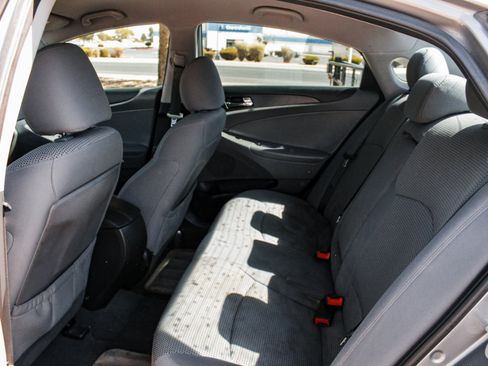 Used 2013 Hyundai Sonata GLS w/ Popular Equipment Pkg FWD image 21