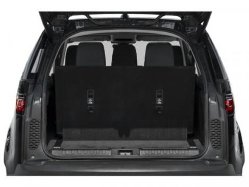 Used 2023 Land Rover Discovery S R-Dynamic image 11