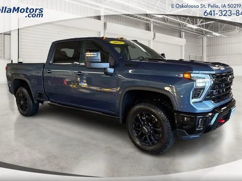 Used 2025 Chevrolet Silverado 2500 LTZ w/ LTZ Plus Package image 1