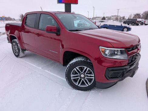 Used 2021 Chevrolet Colorado W/T w/ Custom Special Edition image 3