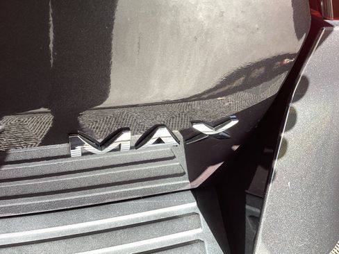 Used 2022 Ford Expedition Max Limited image 39