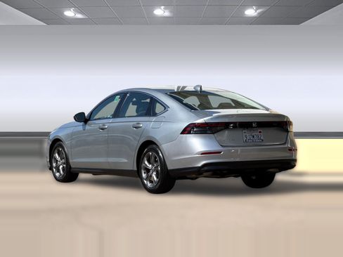 Used 2024 Honda Accord EX image 3