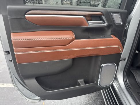 Used 2025 GMC Sierra 2500 Denali Ultimate image 29