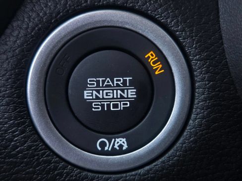 New 2026 RAM 1500 Express AWD/4WD image 16