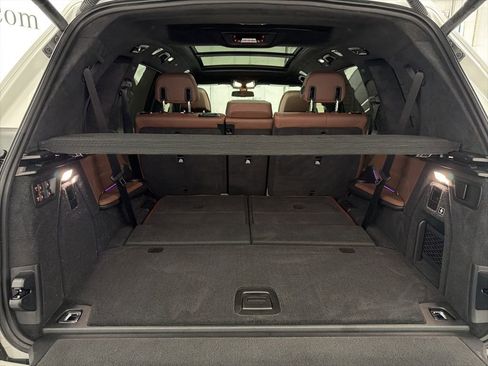 Used 2021 BMW X7 M50i image 28