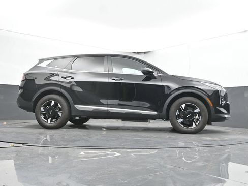 Used 2026 Kia Sportage LX AWD/4WD image 31