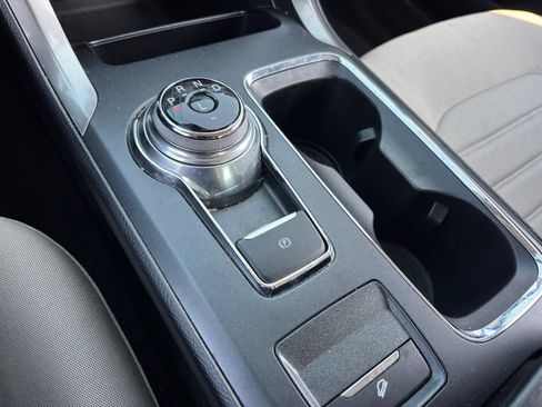 Used 2020 Ford Fusion S FWD image 12