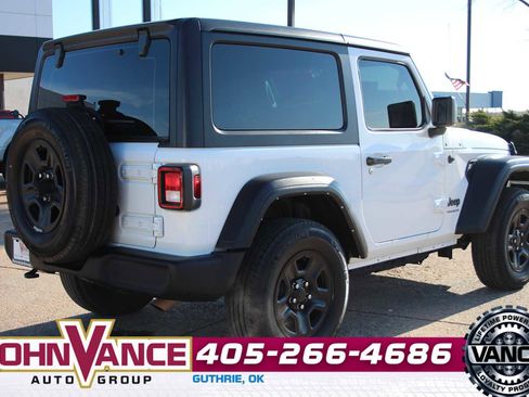 Used 2022 Jeep Wrangler Sport image 12