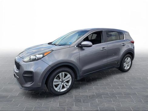 Used 2019 Kia Sportage LX FWD image 2