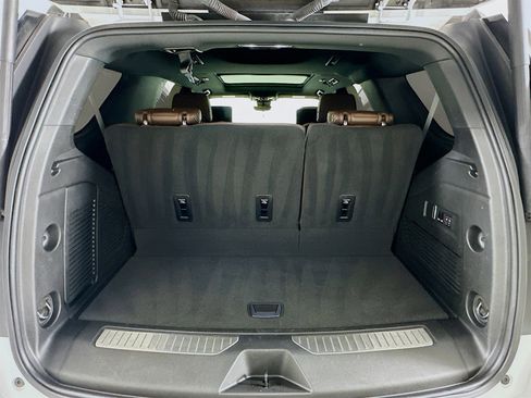 Used 2024 Chevrolet Tahoe High Country w/ Advanced Technology Package image 29