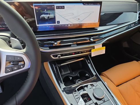 New 2026 BMW X5 xDrive40i w/ M Sport Package image 18