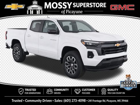 Used 2023 Chevrolet Colorado LT w/ LT Convenience Package III RWD image 2