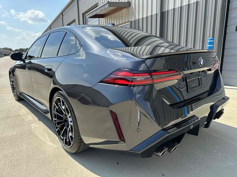 Used 2026 BMW M5 w/ Carbon Package image 11