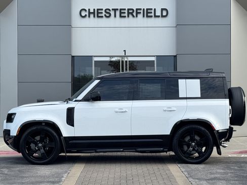Certified 2025 Land Rover Defender 110 V8 AWD/4WD image 6