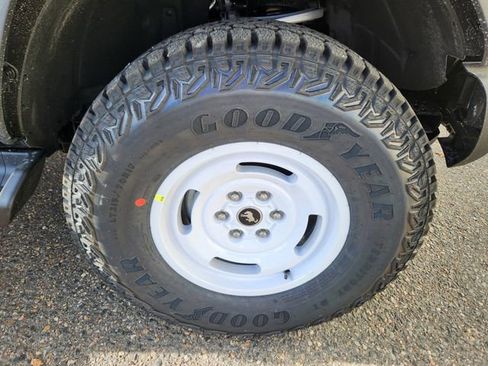 New 2025 Ford Bronco Heritage Edition image 19