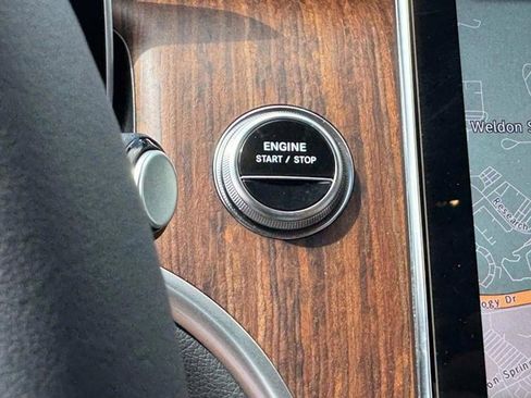 Certified 2025 Mercedes-Benz GLC 350e 4MATIC image 25