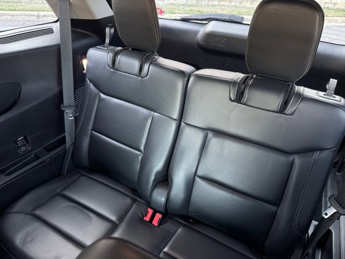 Certified 2021 Ford Explorer XLT w/ Equipment Group 202A image 18