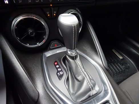 Used 2016 Chevrolet Camaro LT image 15