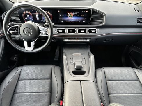 Used 2022 Mercedes-Benz GLE 350 4MATIC w/ Premium Package image 9