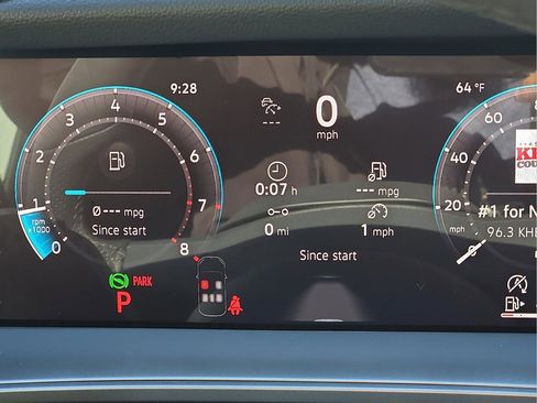 New 2026 Volkswagen Tiguan SE R-Line image 24