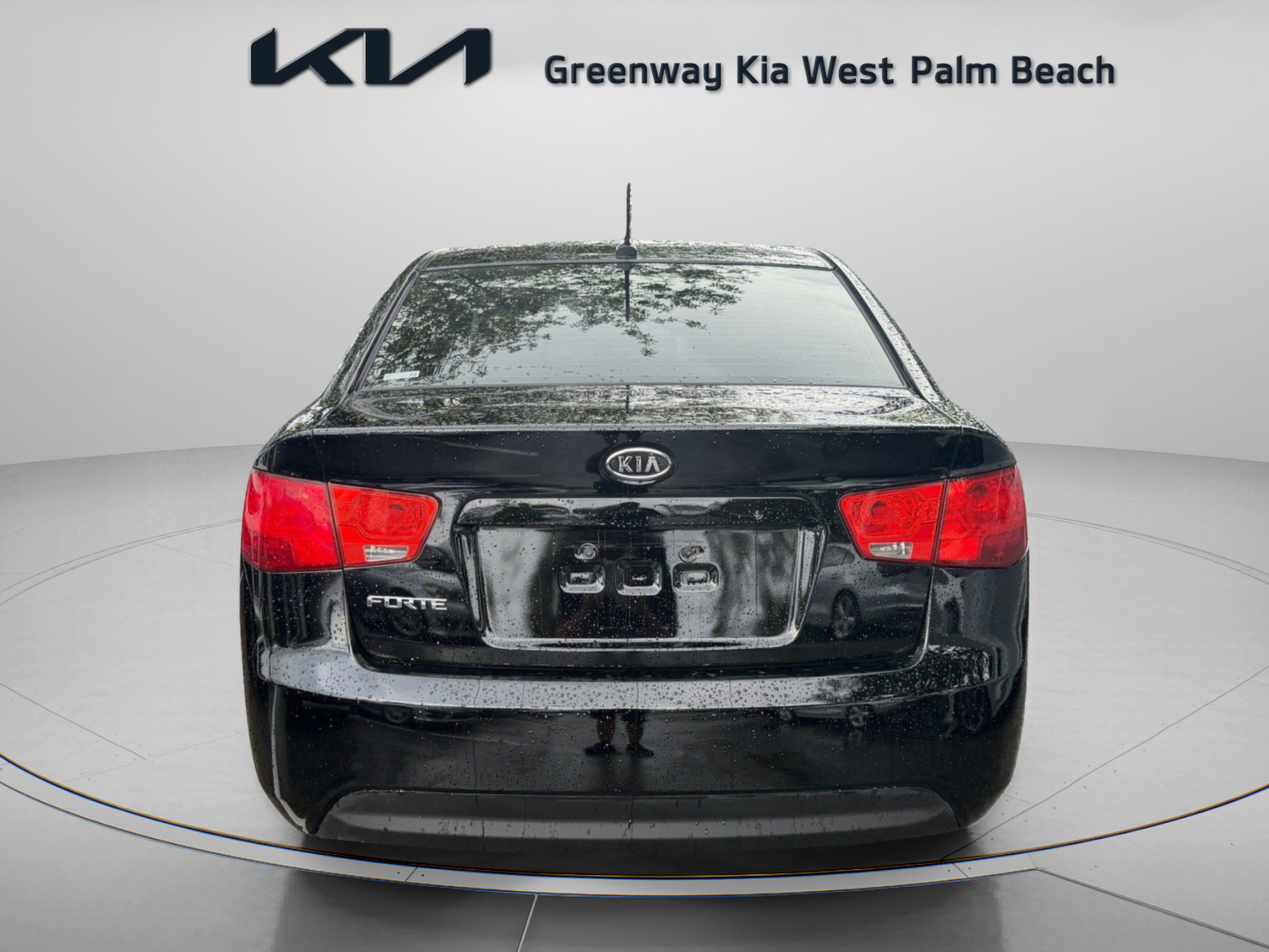 Used 2011 Kia Forte LX FWD image 5