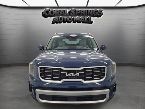 Certified 2024 Kia Telluride S FWD image 2