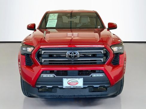 Used 2026 Toyota Tacoma SR5 AWD/4WD image 2