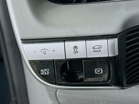 Used 2024 Hyundai Ioniq 5 SEL image 16