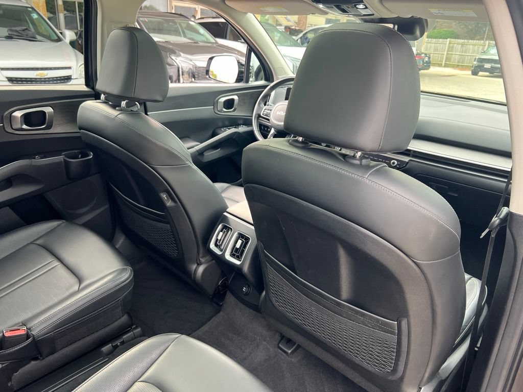 Certified 2025 Kia Sorento X-Line EX AWD/4WD image 17
