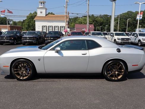 Used 2023 Dodge Challenger SRT Hellcat image 16