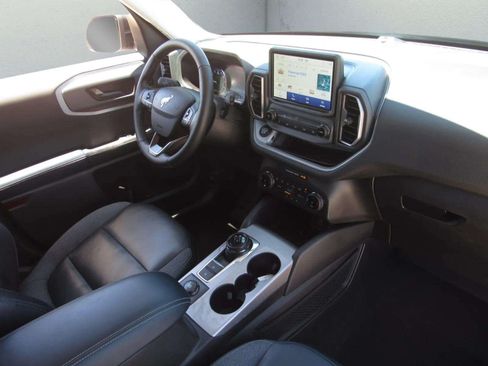 Used 2023 Ford Bronco Sport Outer Banks w/ Tech Package AWD/4WD image 9