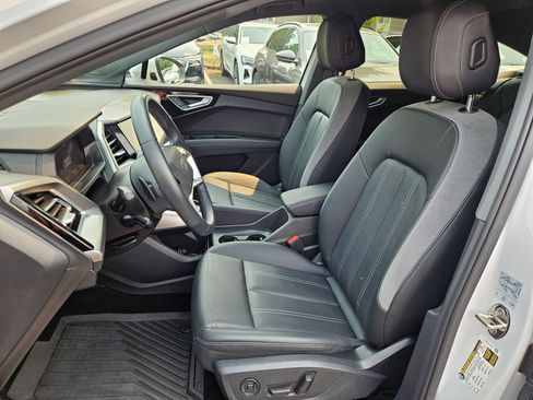 Used 2023 Audi Q4 e-tron Premium Plus w/ Premium Plus AWD/4WD image 13