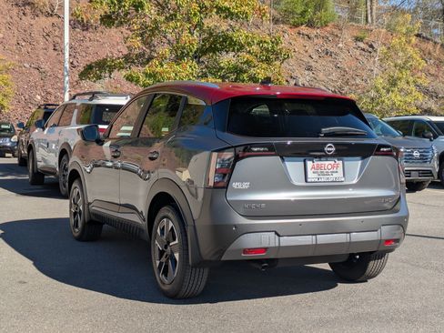 New 2026 Nissan Kicks SV w/ Cold Weather Package image 6