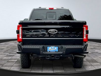New 2026 Ford F250 Lariat w/ Tremor Off-Road Package