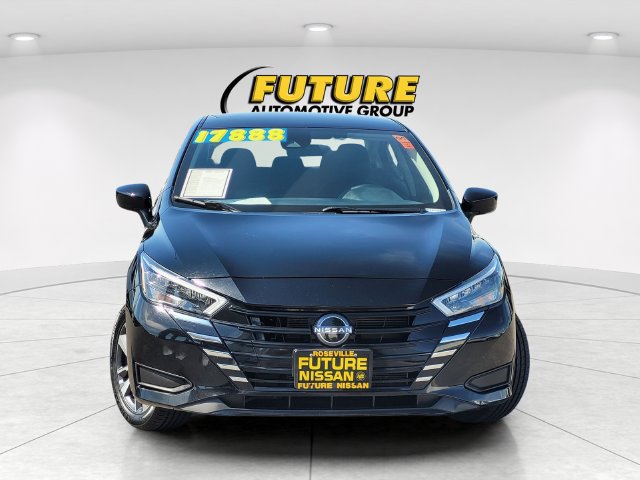 Certified 2025 Nissan Versa SV FWD image 2