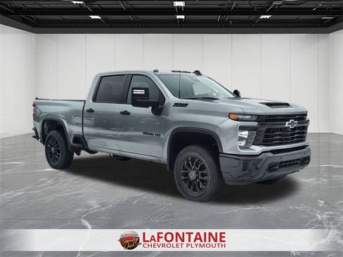 Certified 2025 Chevrolet Silverado 2500 Custom w/ Custom Value Package image 2