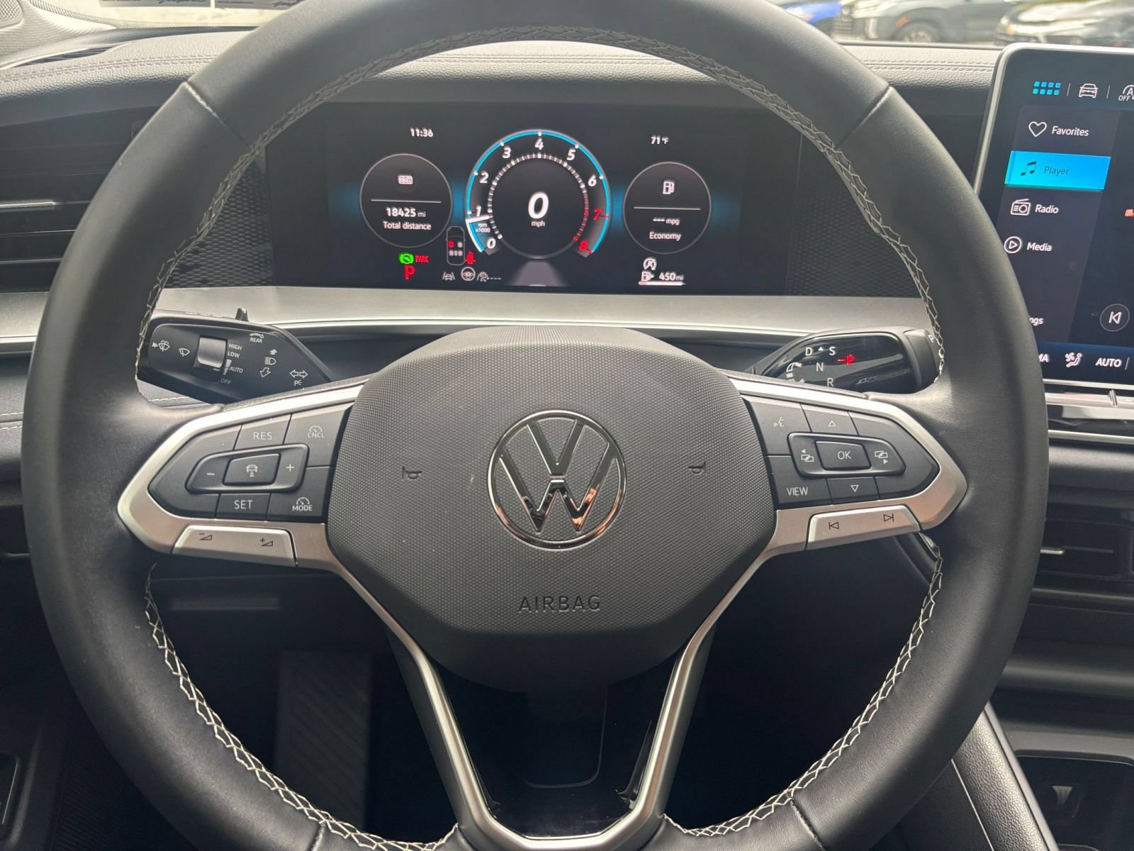 Used 2026 Volkswagen Tiguan SE FWD image 29