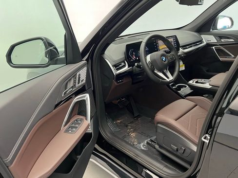 Used 2025 BMW X1 xDrive28i w/ Premium Package image 22