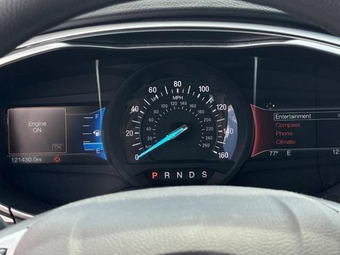 Used 2016 Ford Fusion SE FWD image 20