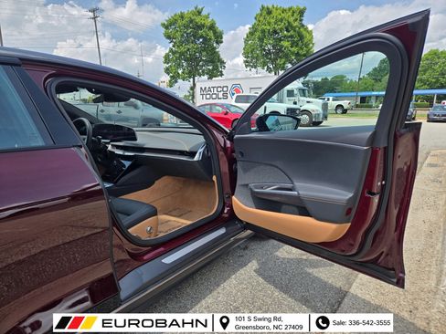 Used 2025 Lucid Air Touring AWD/4WD image 23